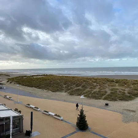 Mermaid 302 With Sea View Apartment Nieuwpoort