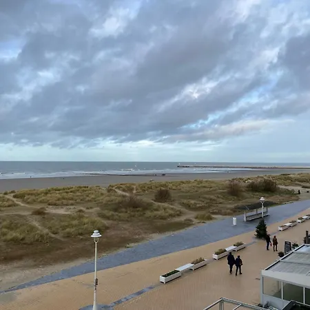 Apartment Mermaid 302 With Sea View Nieuwpoort